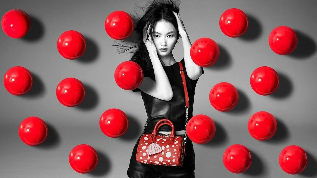 handbag bag accessories purse person woman adult female balloon face