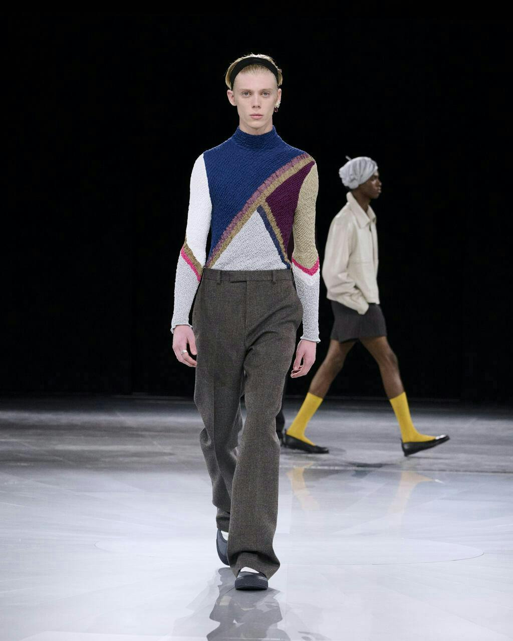 long sleeve sleeve fashion adult male man person sweater pants shoe